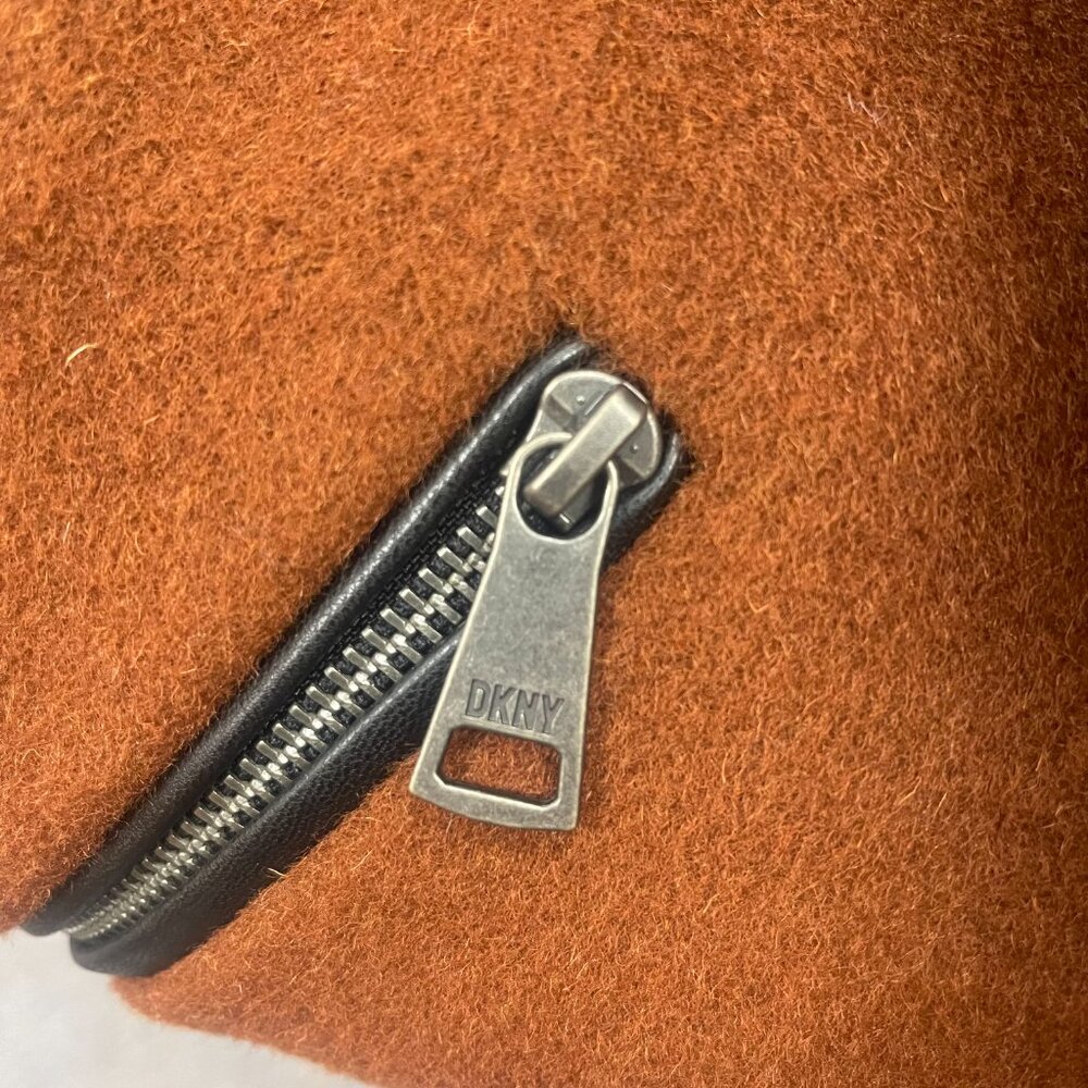 NWT XS Warm Brown DKNY Ladies Button-Up Outerwear/Coat with Zip Front Pockets - Picture 14 of 16